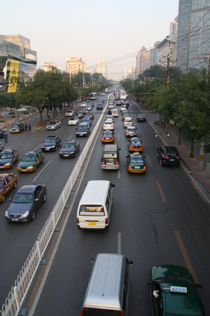 Feierabendverkehr in der Innenstadt von Peking 13.10.2010