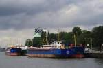 Schiffe im Hafen von Rotterdam 27.07.2011
