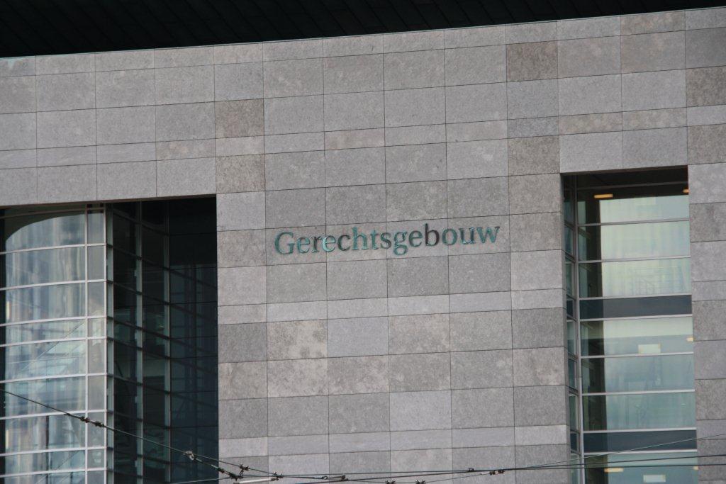 Gerechtsgebouw (Gerichtsgebäude) in Rotterdam 27.07.2011