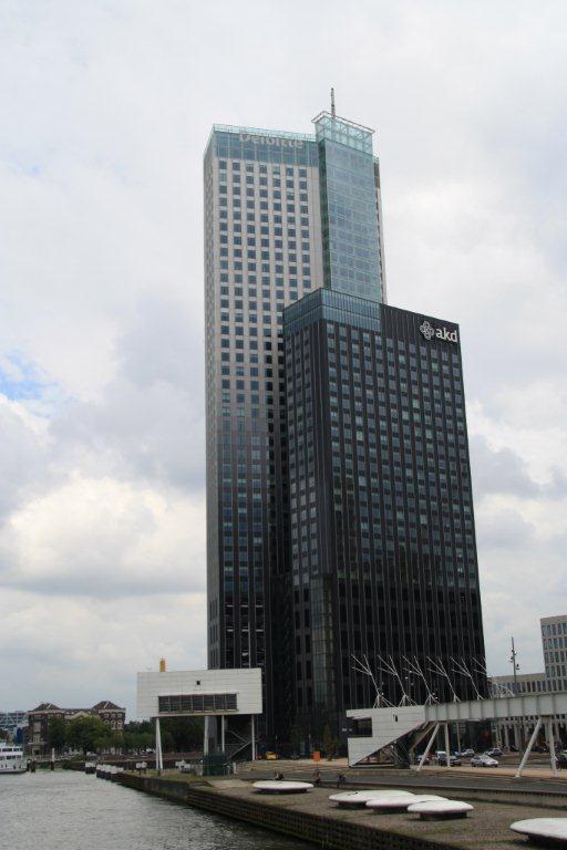 Hochhäuser im Hafen von Rotterdam 27.07.2011