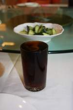 So sahen die Getränke in vielen Restaurants in China aus: Geiz ist dort nicht geil! 18.10.2010
